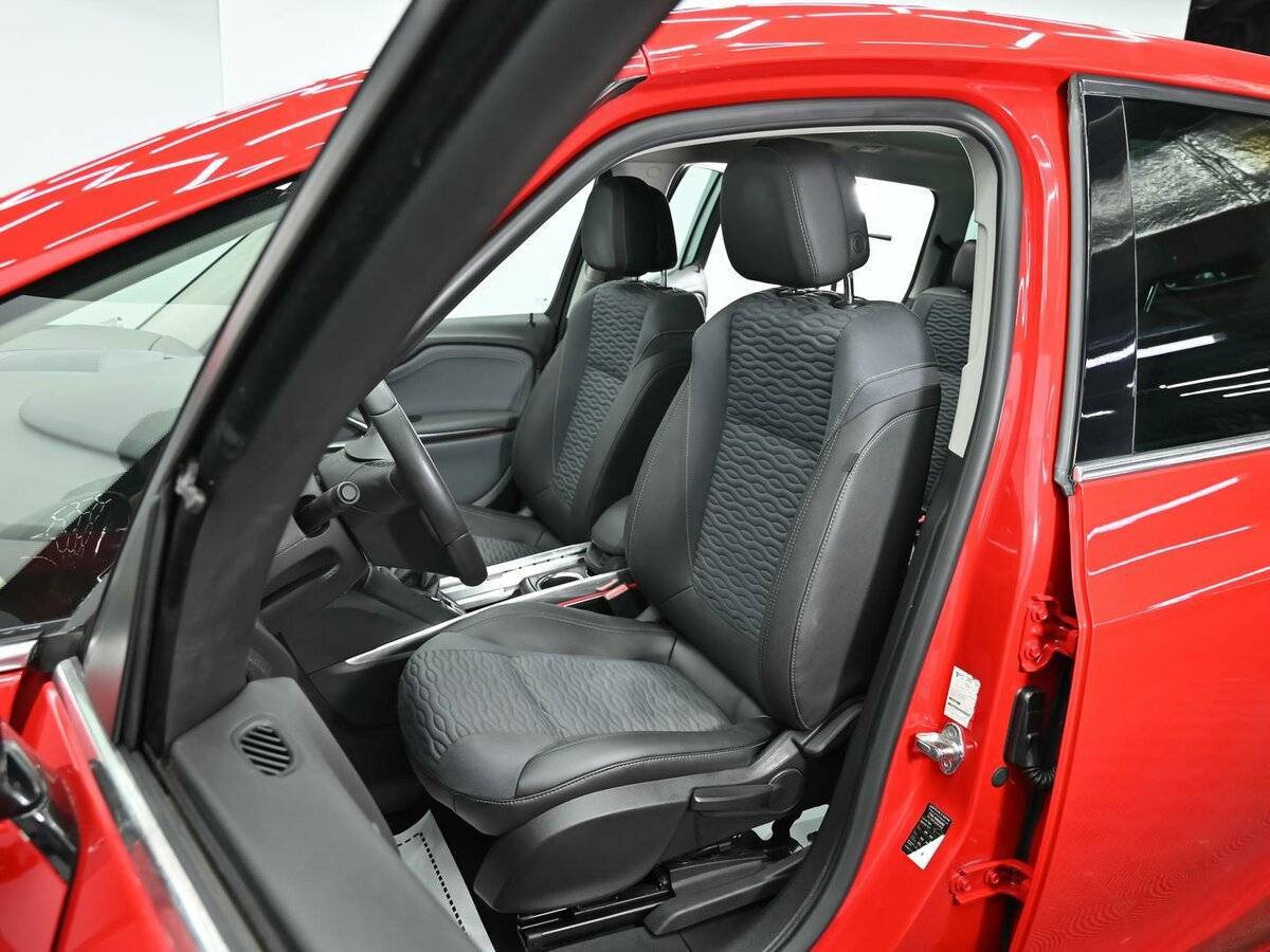 Opel Zafira с пробегом — 2012 год. Фото: #5