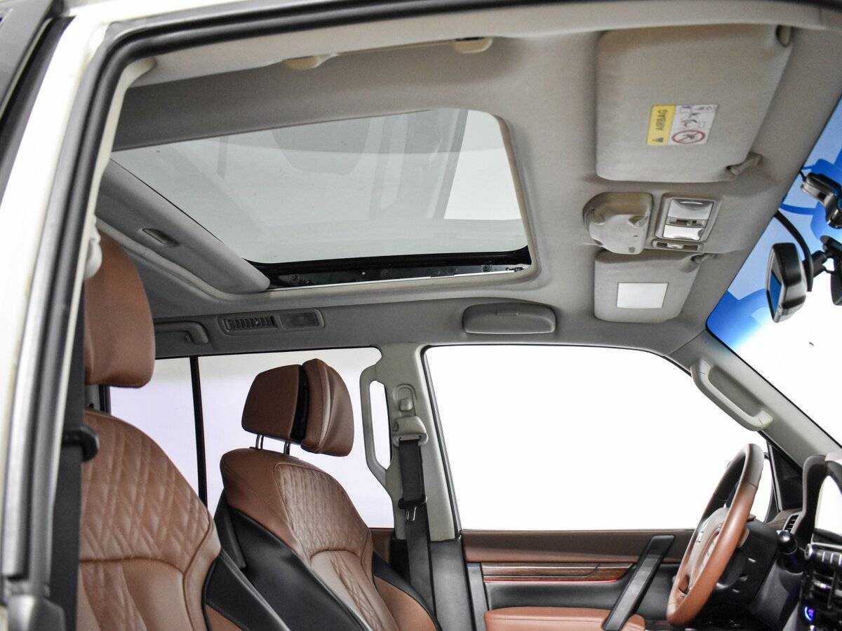 Mitsubishi Pajero с пробегом — 2022 год. Фото: #18