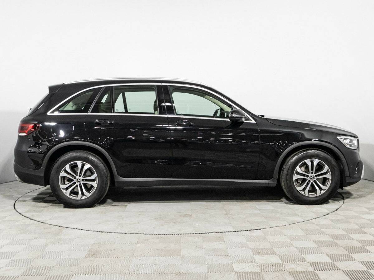 Mercedes-Benz GLC с пробегом — 2020 год. Фото: #3