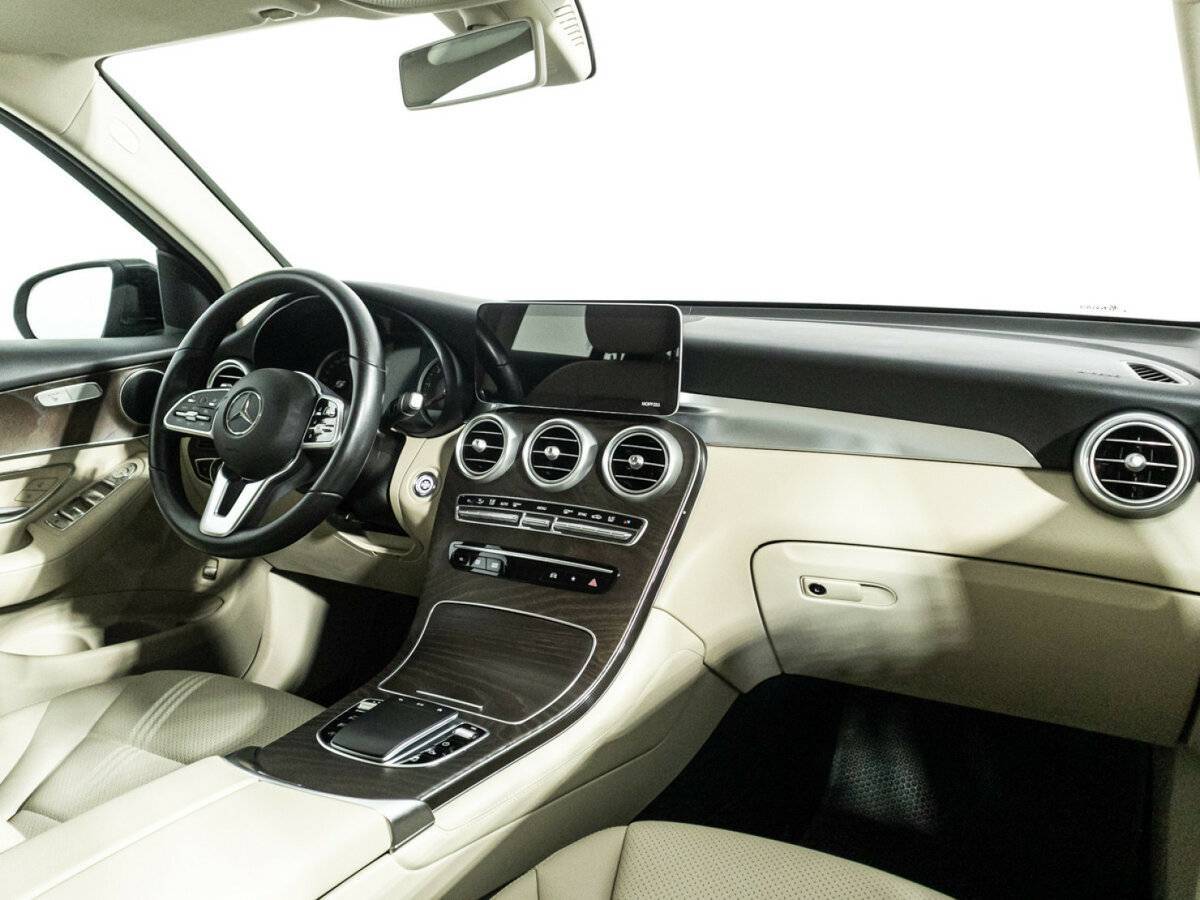 Mercedes-Benz GLC с пробегом — 2020 год. Фото: #8