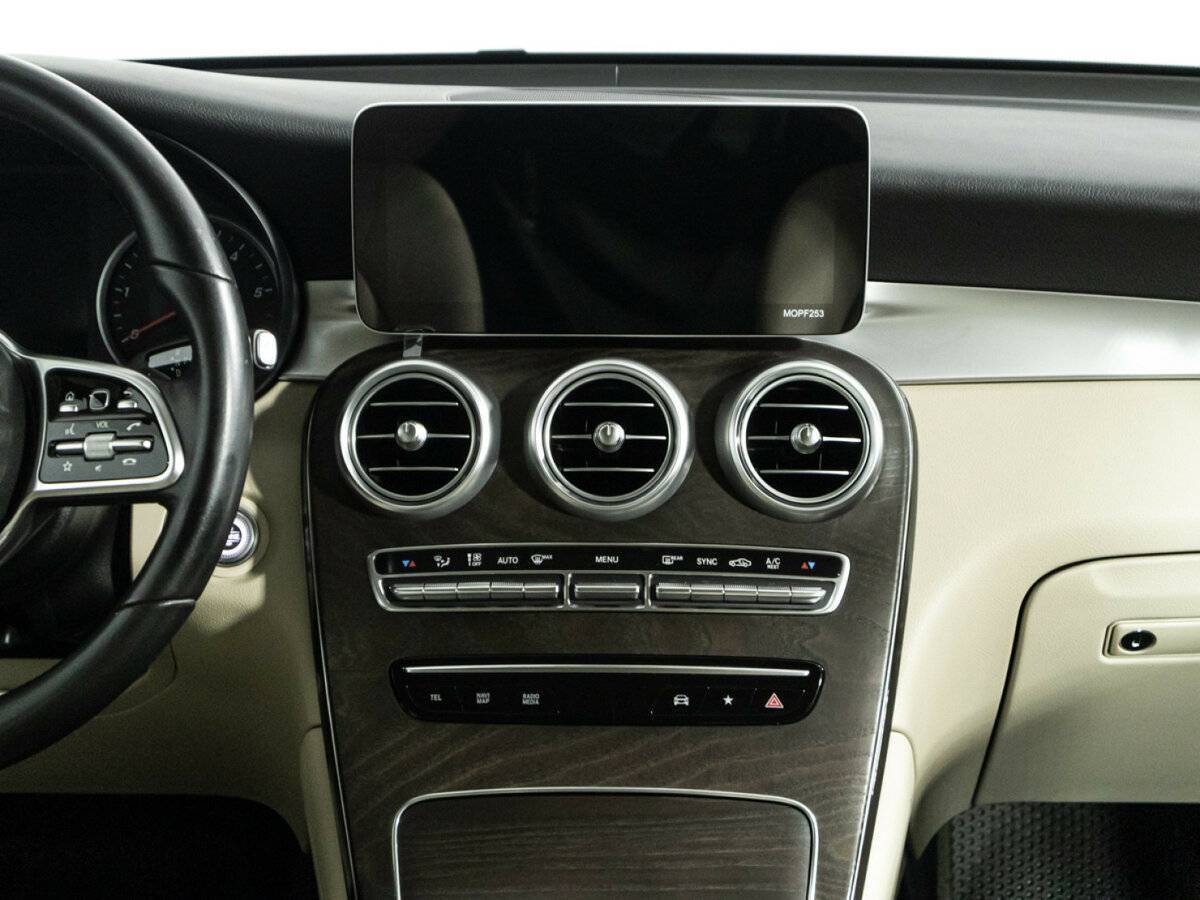 Mercedes-Benz GLC с пробегом — 2020 год. Фото: #13