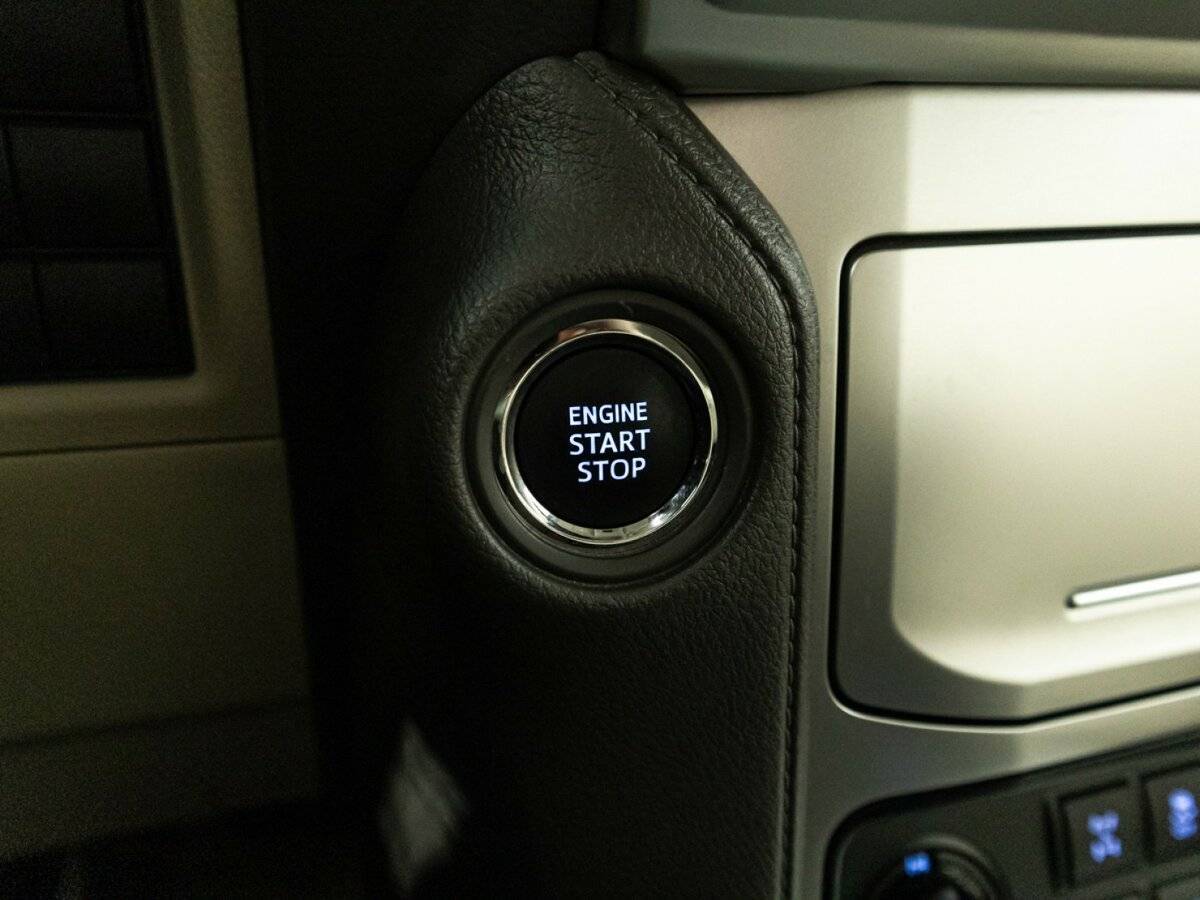 Toyota Land Cruiser Prado с пробегом — 2022 год. Фото: #19