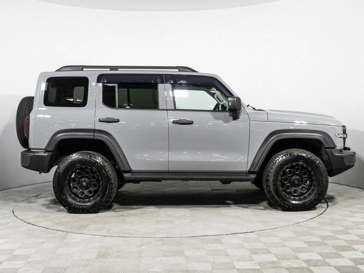 Tank 300 с пробегом — 2023 год. Фото: #3