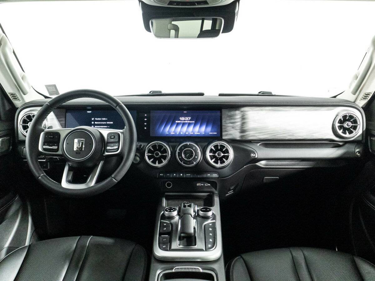 Tank 300 с пробегом — 2023 год. Фото: #12