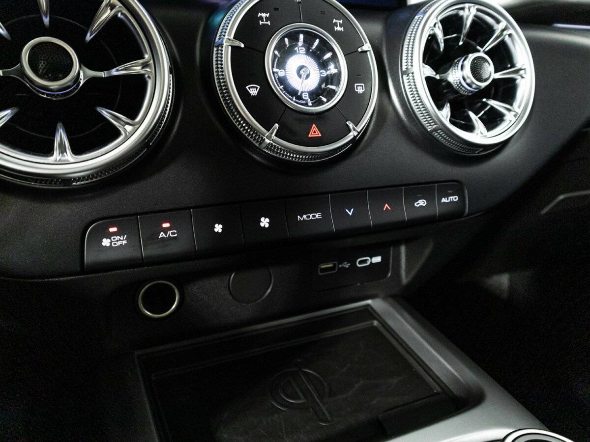 Tank 300 с пробегом — 2023 год. Фото: #18