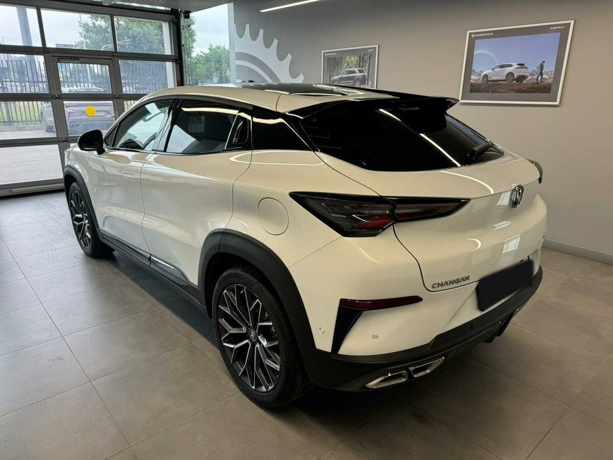 Changan UNI-T с пробегом — 2024 год. Фото: #3