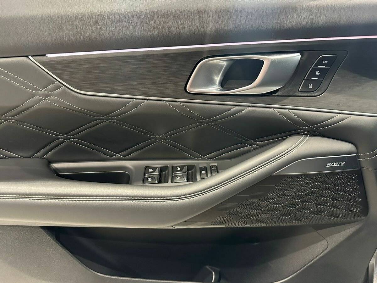 Changan UNI-K с пробегом — 2023 год. Фото: #12