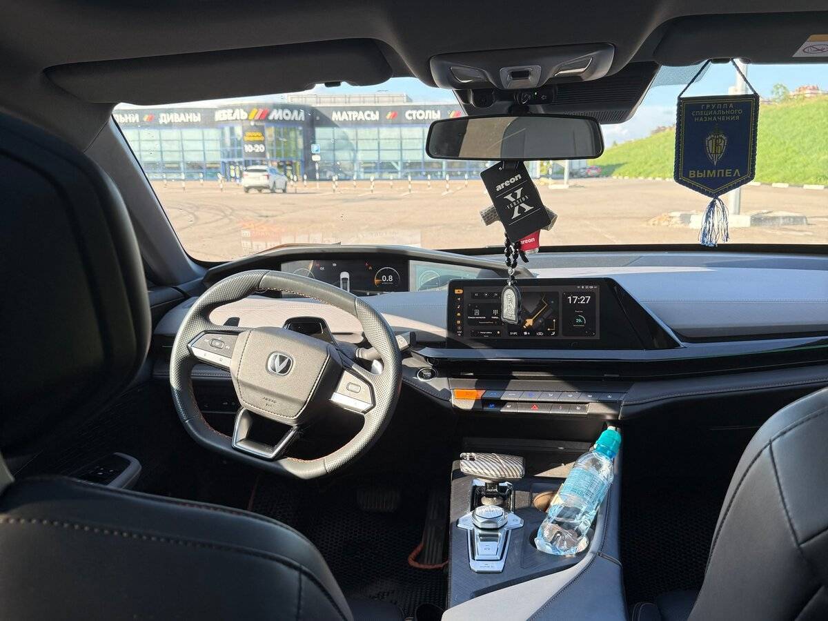 Changan UNI-V с пробегом — 2023 год. Фото: #19