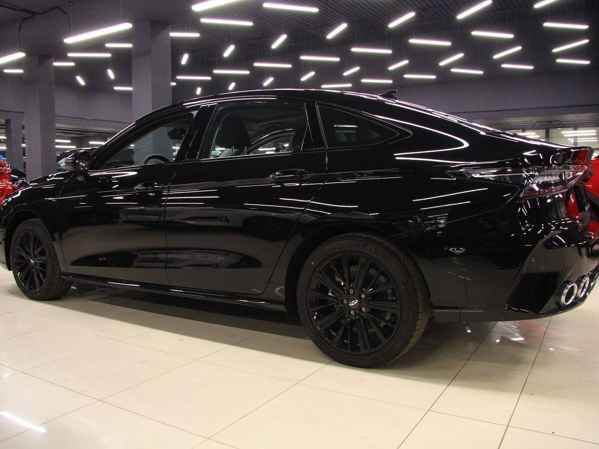 Chery Arrizo 8 с пробегом — 2024 год. Фото: #2