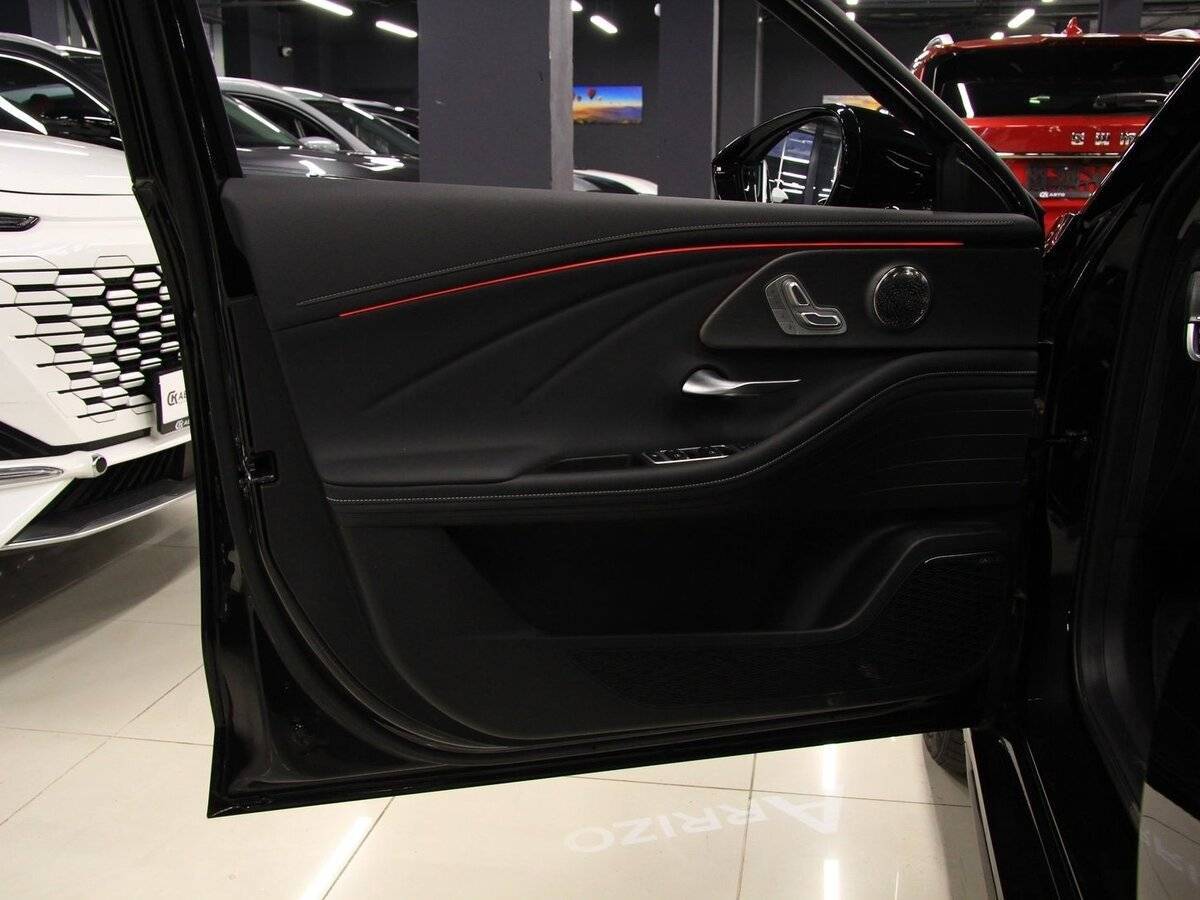 Chery Arrizo 8 с пробегом — 2024 год. Фото: #9