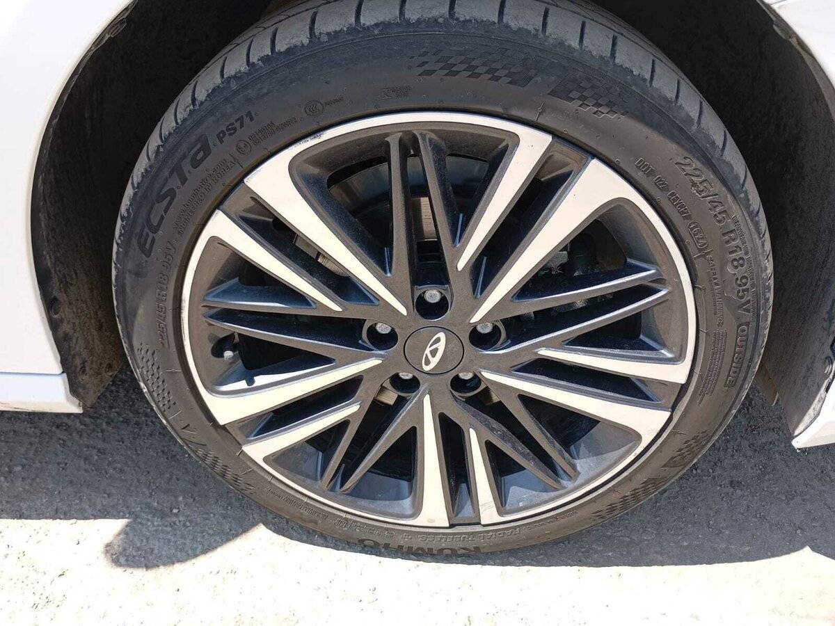 Chery Arrizo 8 с пробегом — 2024 год. Фото: #14