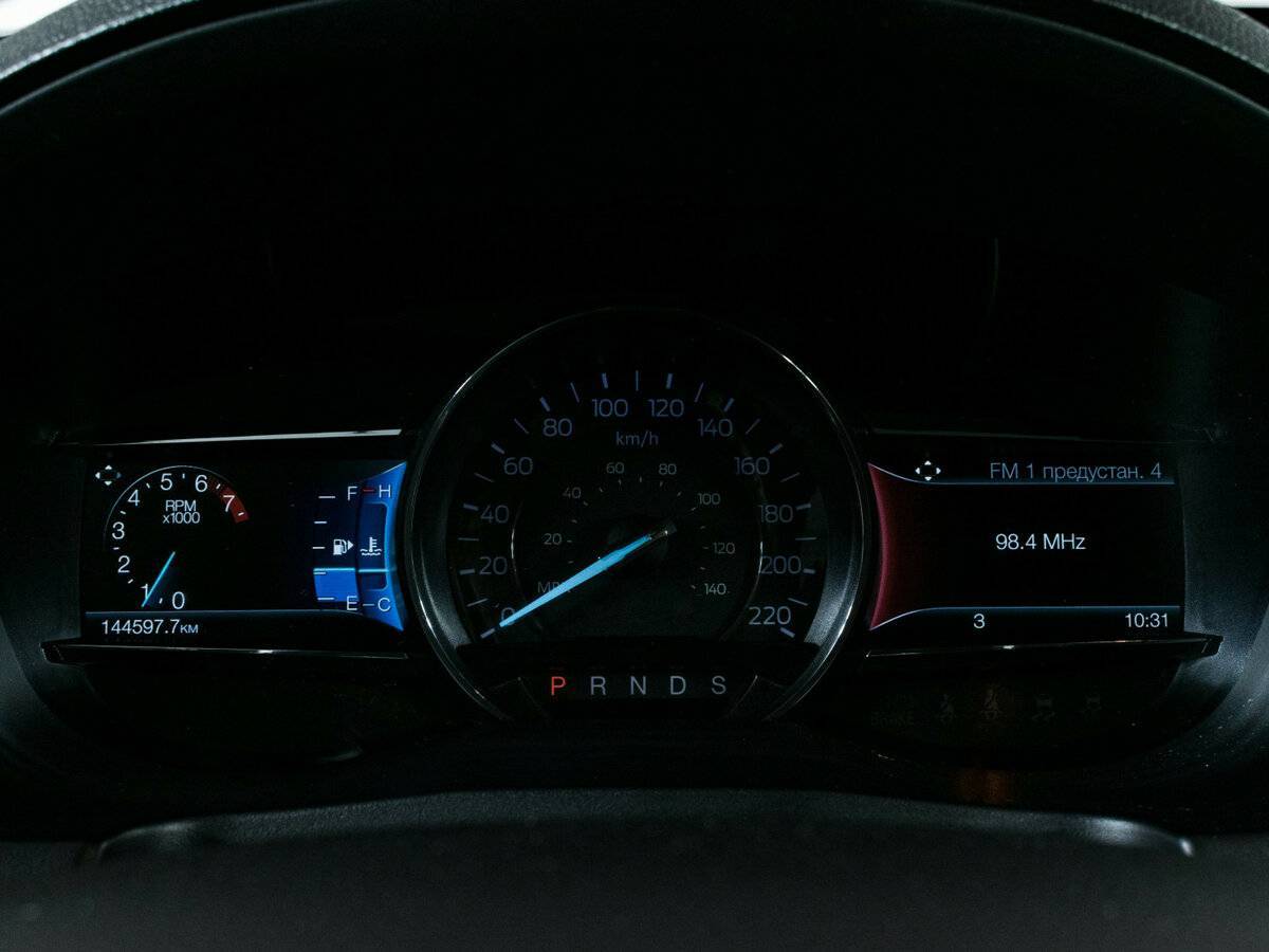 Ford Explorer с пробегом — 2018 год. Фото: #16