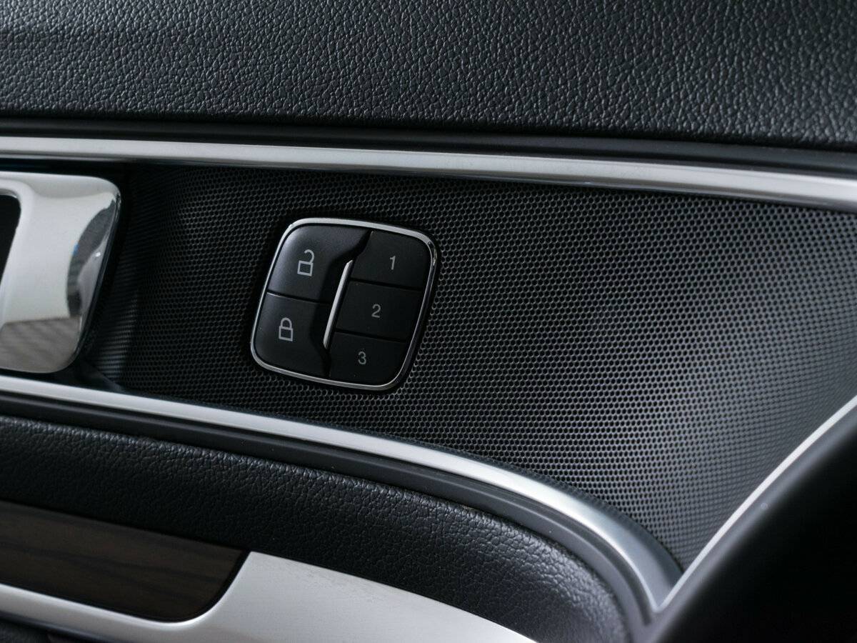 Ford Explorer с пробегом — 2018 год. Фото: #21