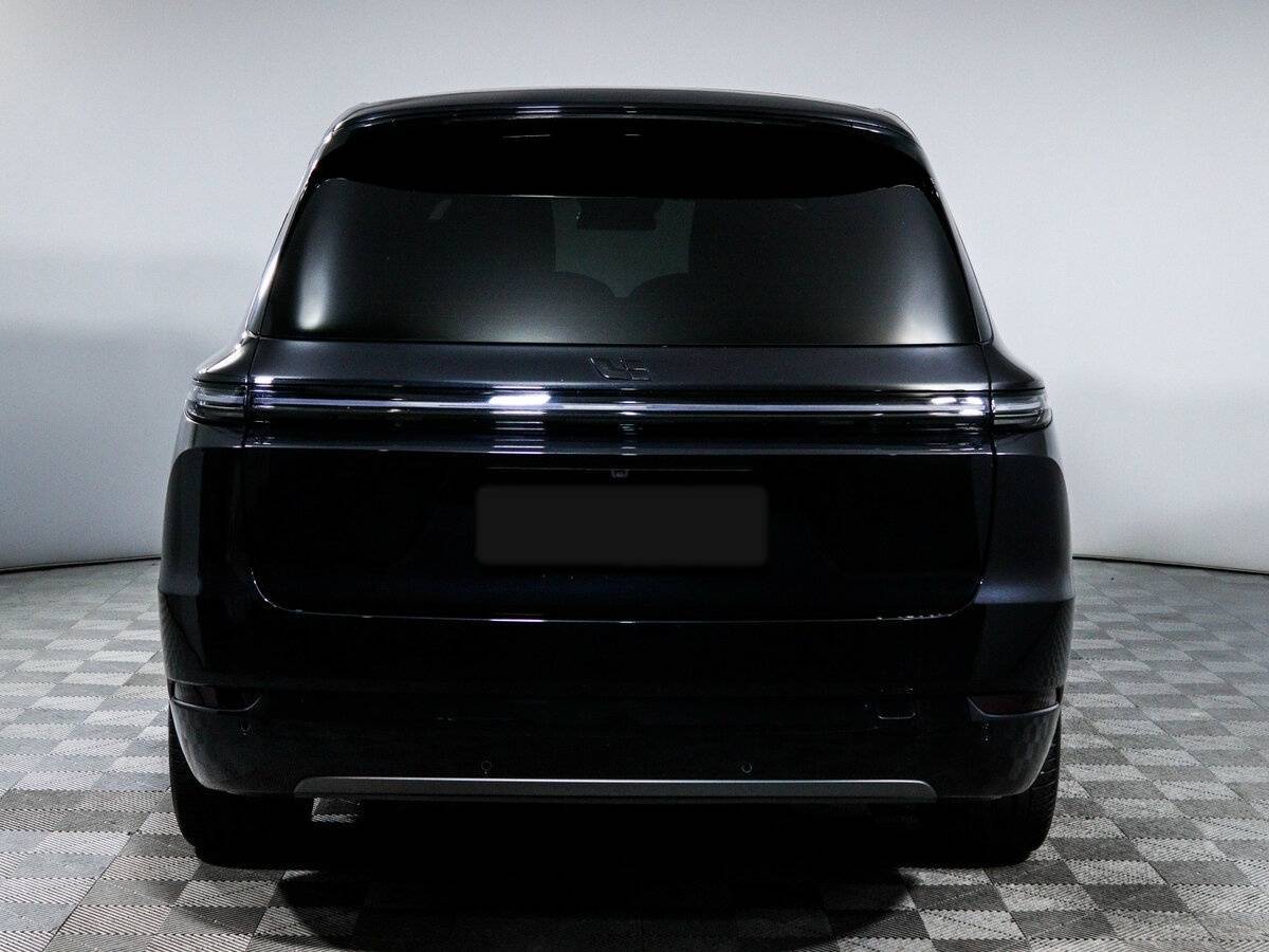 LiXiang L9 с пробегом — 2023 год. Фото: #5