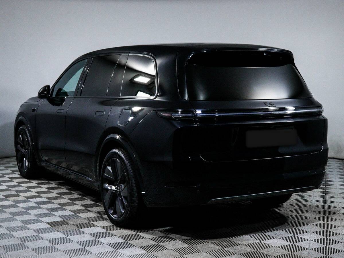 LiXiang L9 с пробегом — 2023 год. Фото: #6