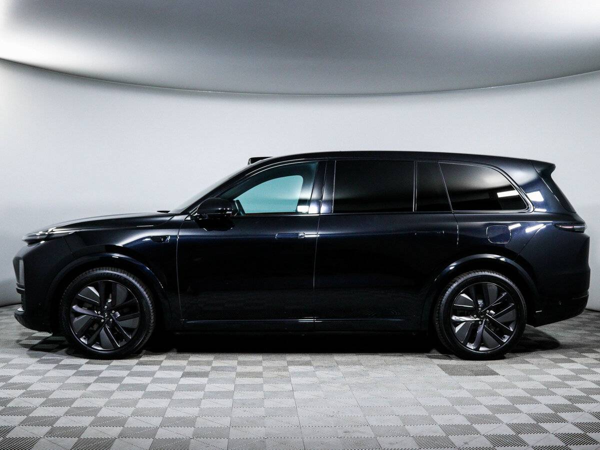 LiXiang L9 с пробегом — 2023 год. Фото: #7