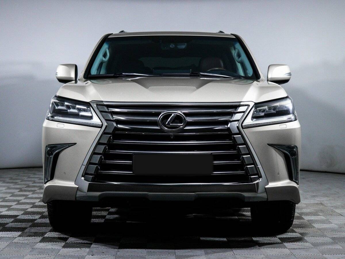 Lexus LX с пробегом — 2016 год. Фото: #1