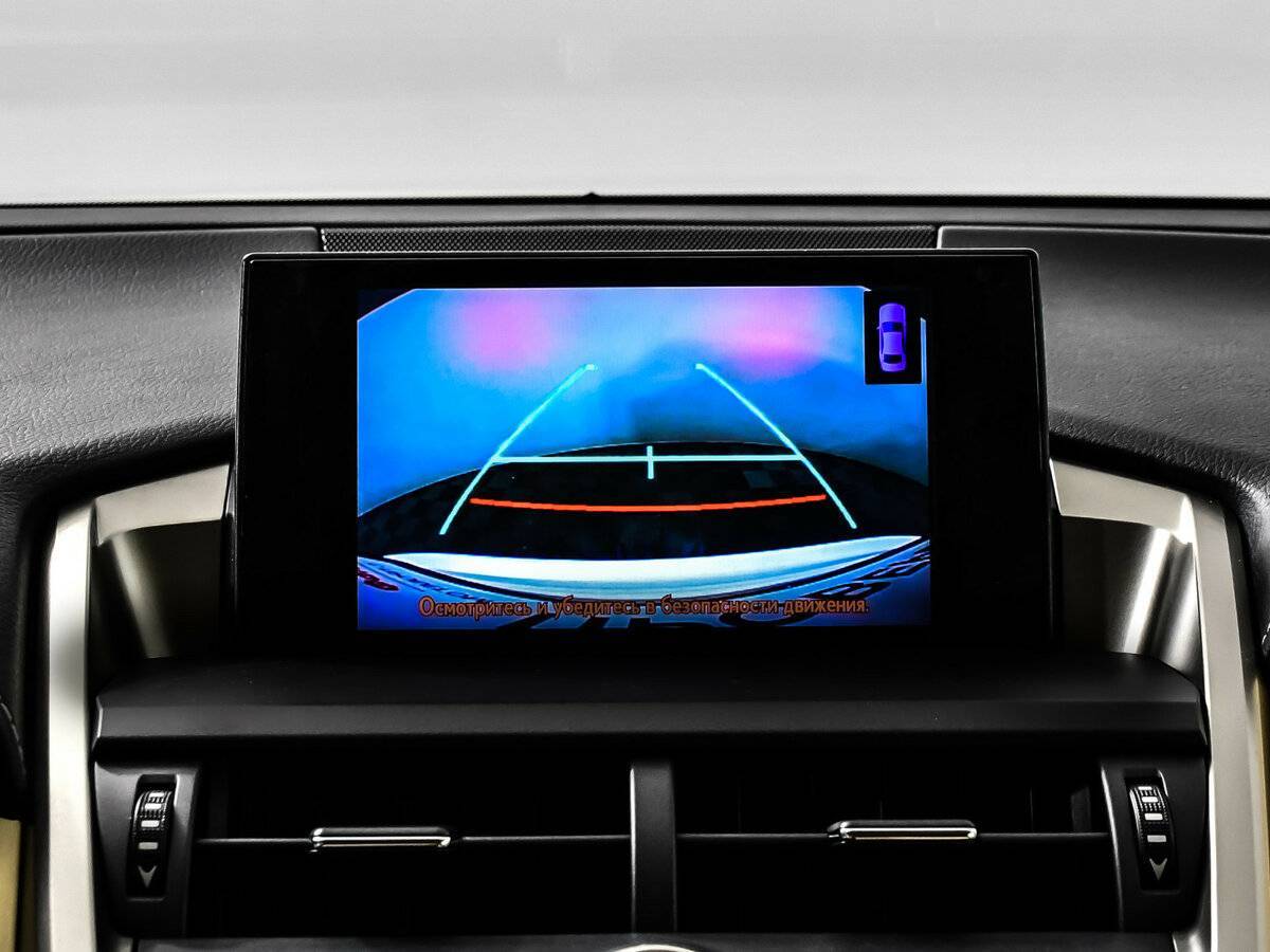 Lexus NX с пробегом — 2015 год. Фото: #19