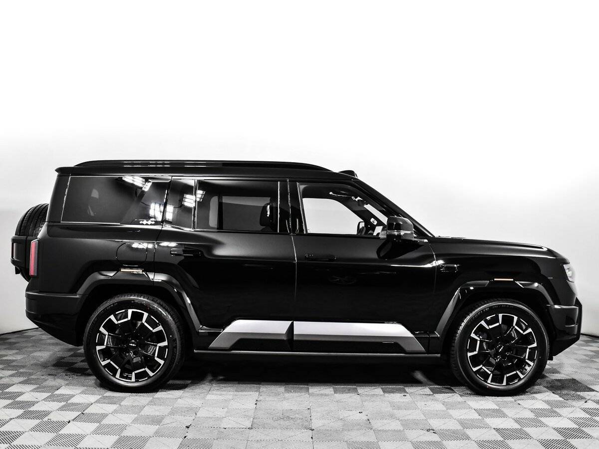 BYD FangChengBao Leopard 8 с пробегом — 2024 год. Фото: #3