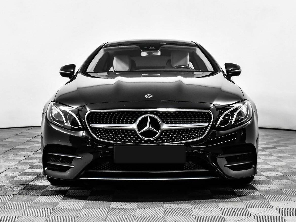 Mercedes-Benz E-Класс с пробегом — 2019 год. Фото: #1