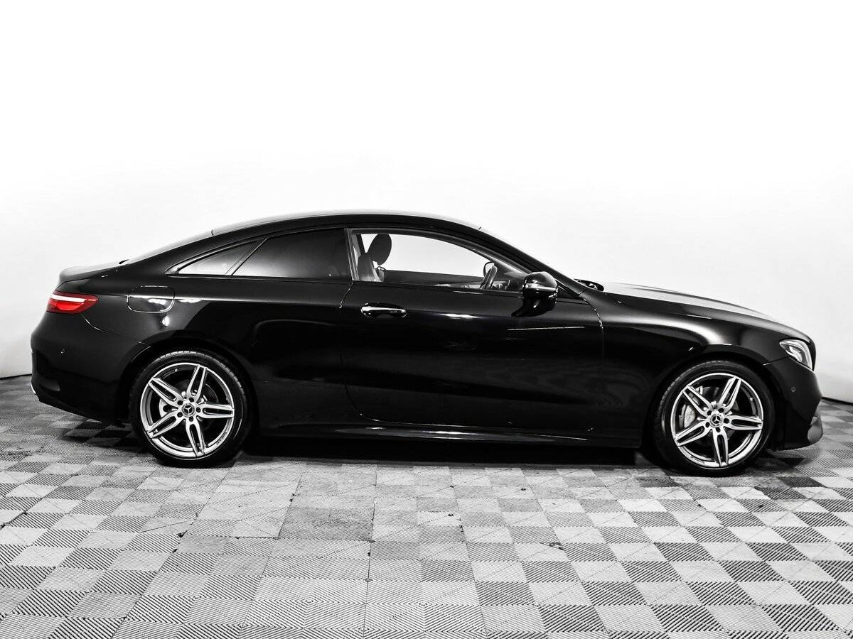 Mercedes-Benz E-Класс с пробегом — 2019 год. Фото: #3