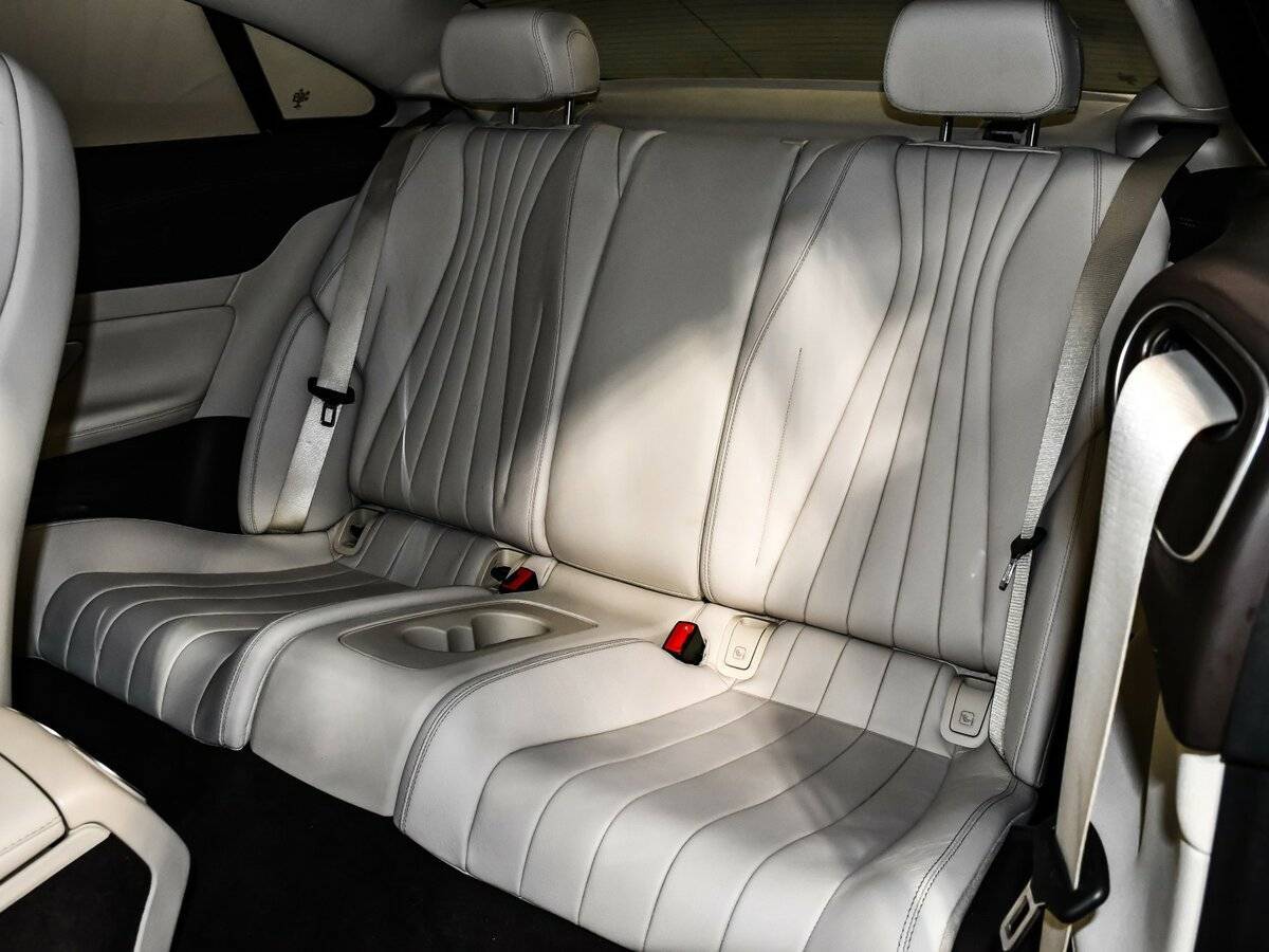 Mercedes-Benz E-Класс с пробегом — 2019 год. Фото: #13