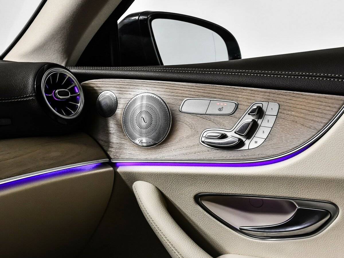 Mercedes-Benz E-Класс с пробегом — 2019 год. Фото: #16