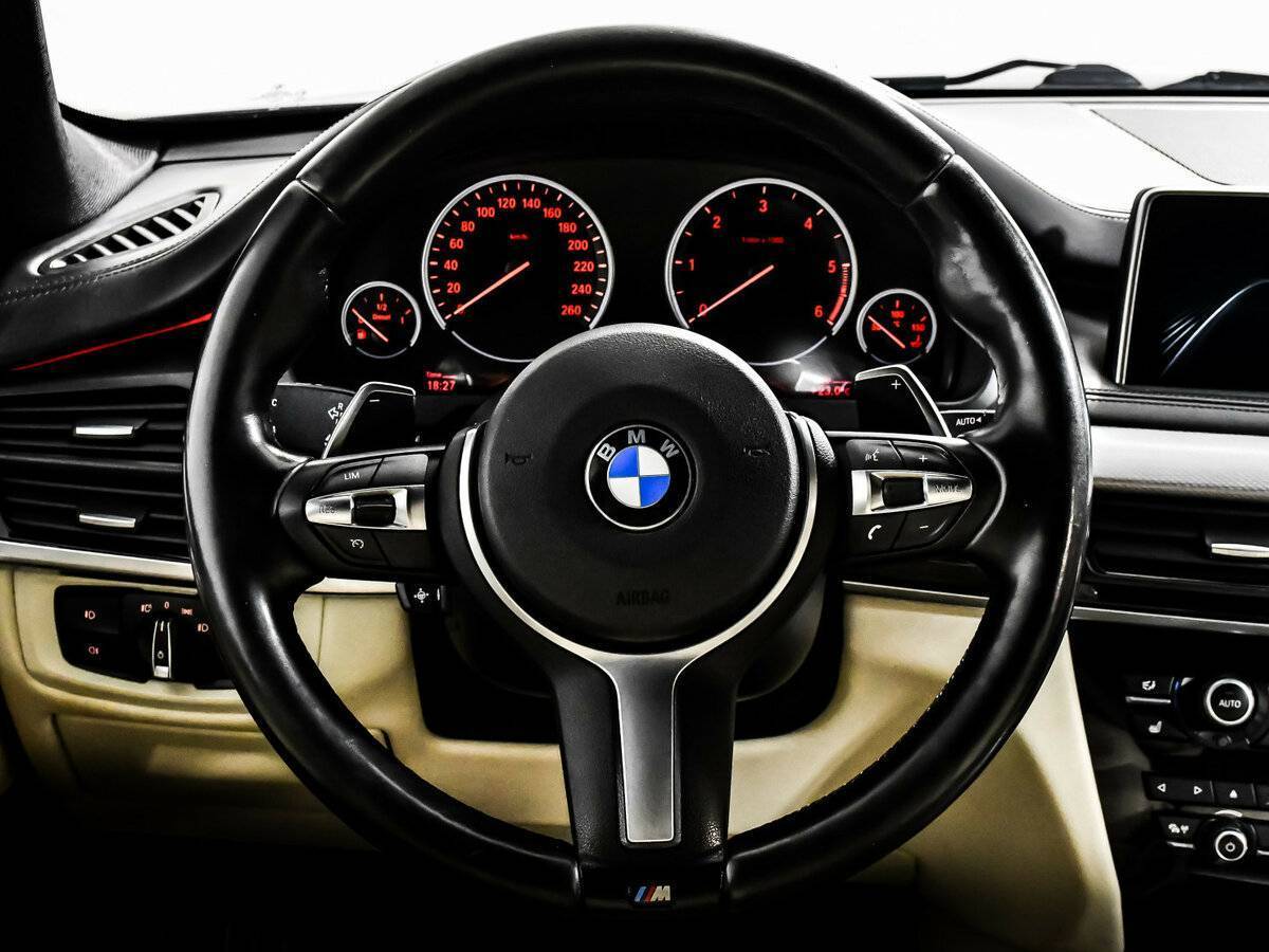 BMW X5 с пробегом — 2015 год. Фото: #11