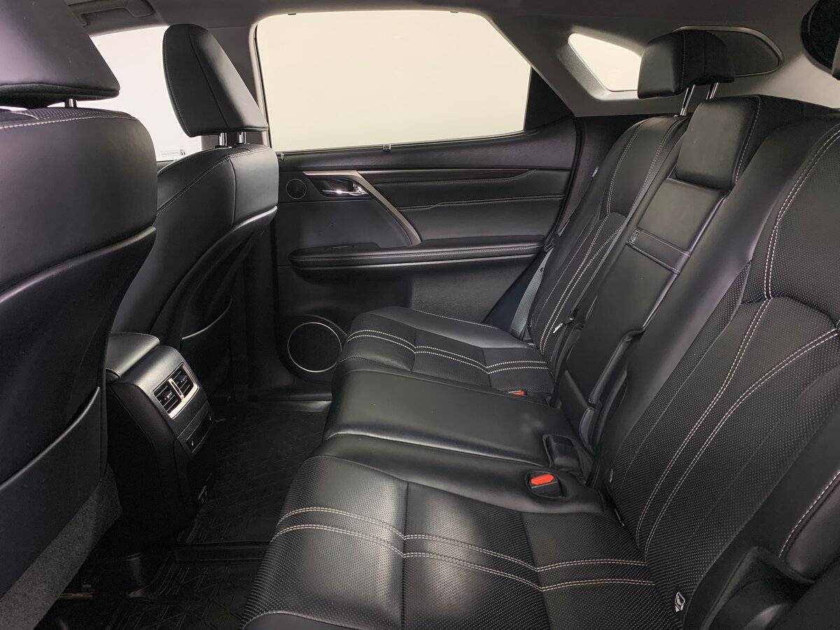 Lexus RX с пробегом — 2019 год. Фото: #22