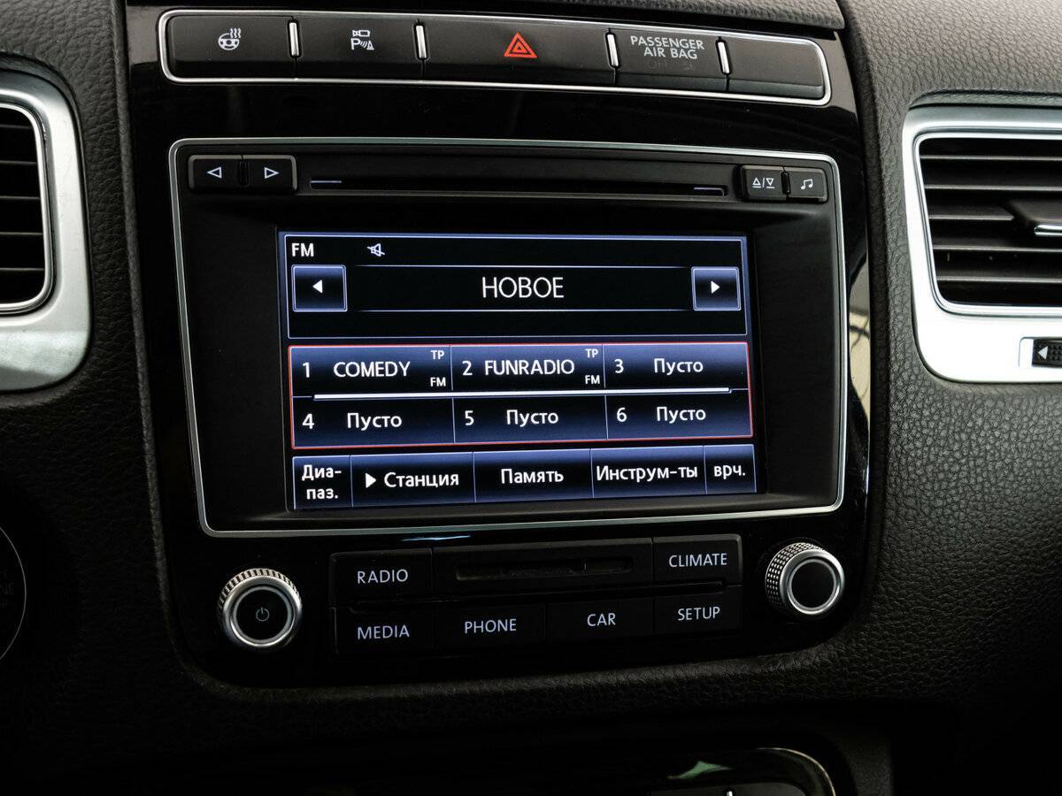 Volkswagen Touareg с пробегом — 2016 год. Фото: #13