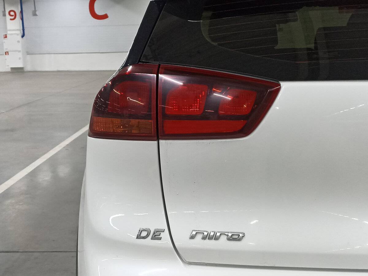 Kia Niro с пробегом — 2019 год. Фото: #8