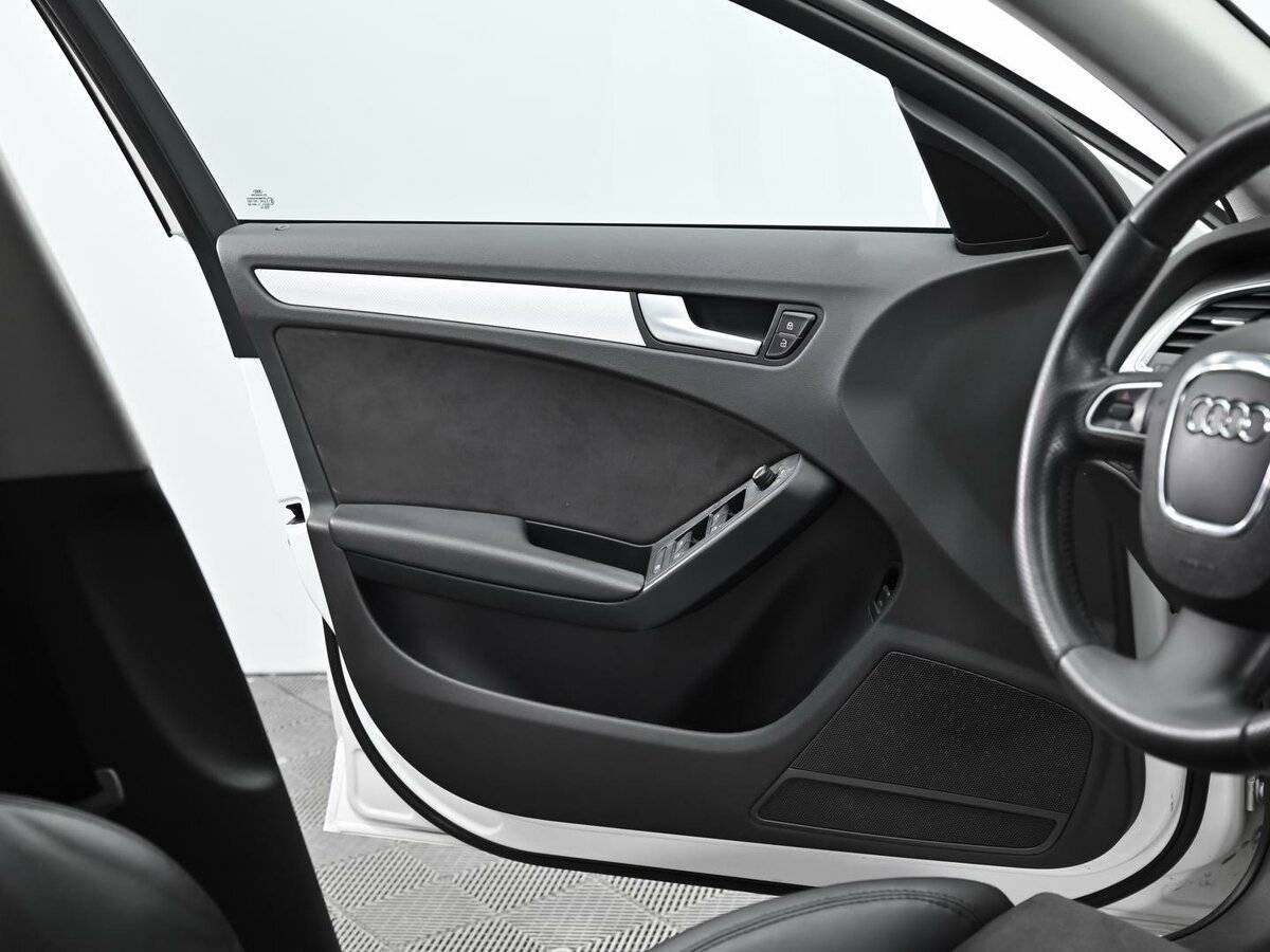 Audi A4 с пробегом — 2010 год. Фото: #6