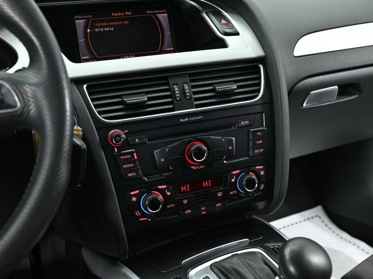 Audi A4 с пробегом — 2010 год. Фото: #9