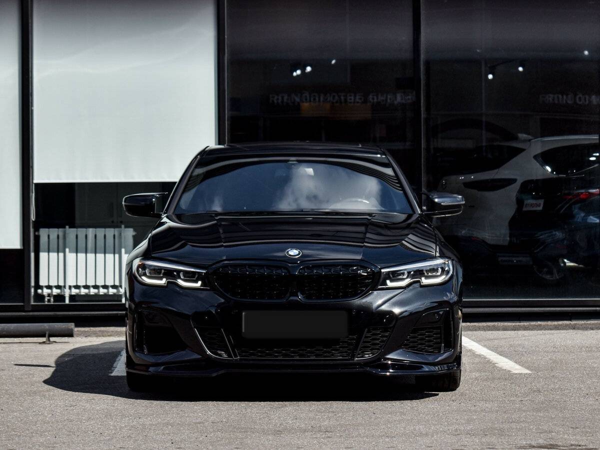 BMW 3 серии с пробегом — 2020 год. Фото: #1