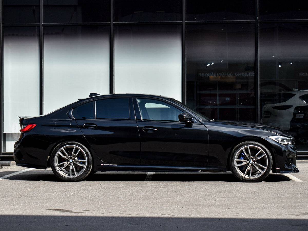 BMW 3 серии с пробегом — 2020 год. Фото: #3