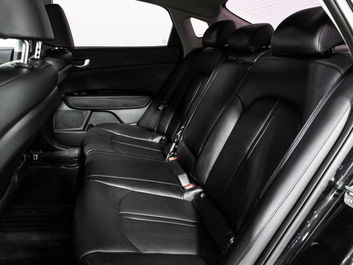 Kia Optima с пробегом — 2016 год. Фото: #9