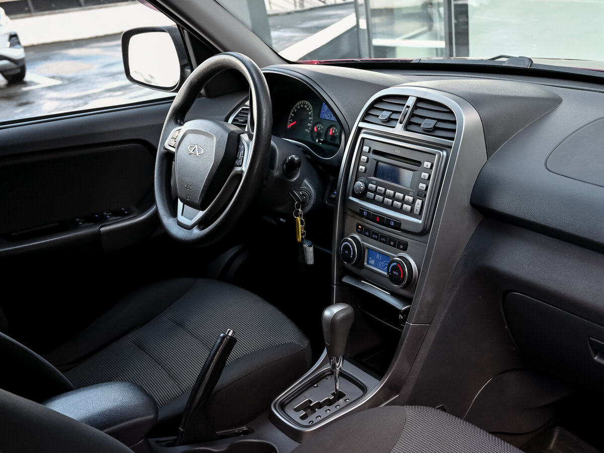 Chery Tiggo (T11) с пробегом — 2014 год. Фото: #13