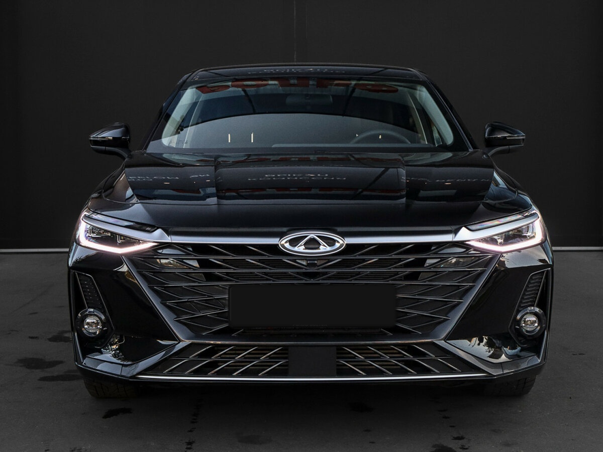 Chery Arrizo 8 с пробегом — 2024 год. Фото: #1