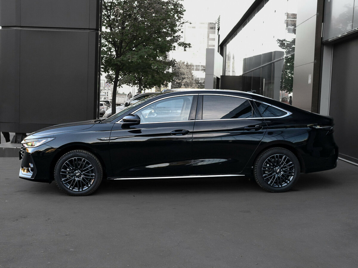 Chery Arrizo 8 с пробегом — 2024 год. Фото: #7