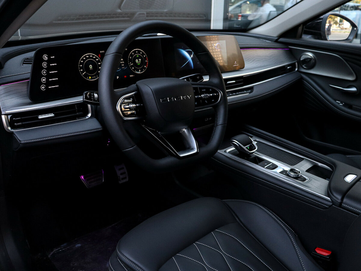 Chery Arrizo 8 с пробегом — 2024 год. Фото: #10