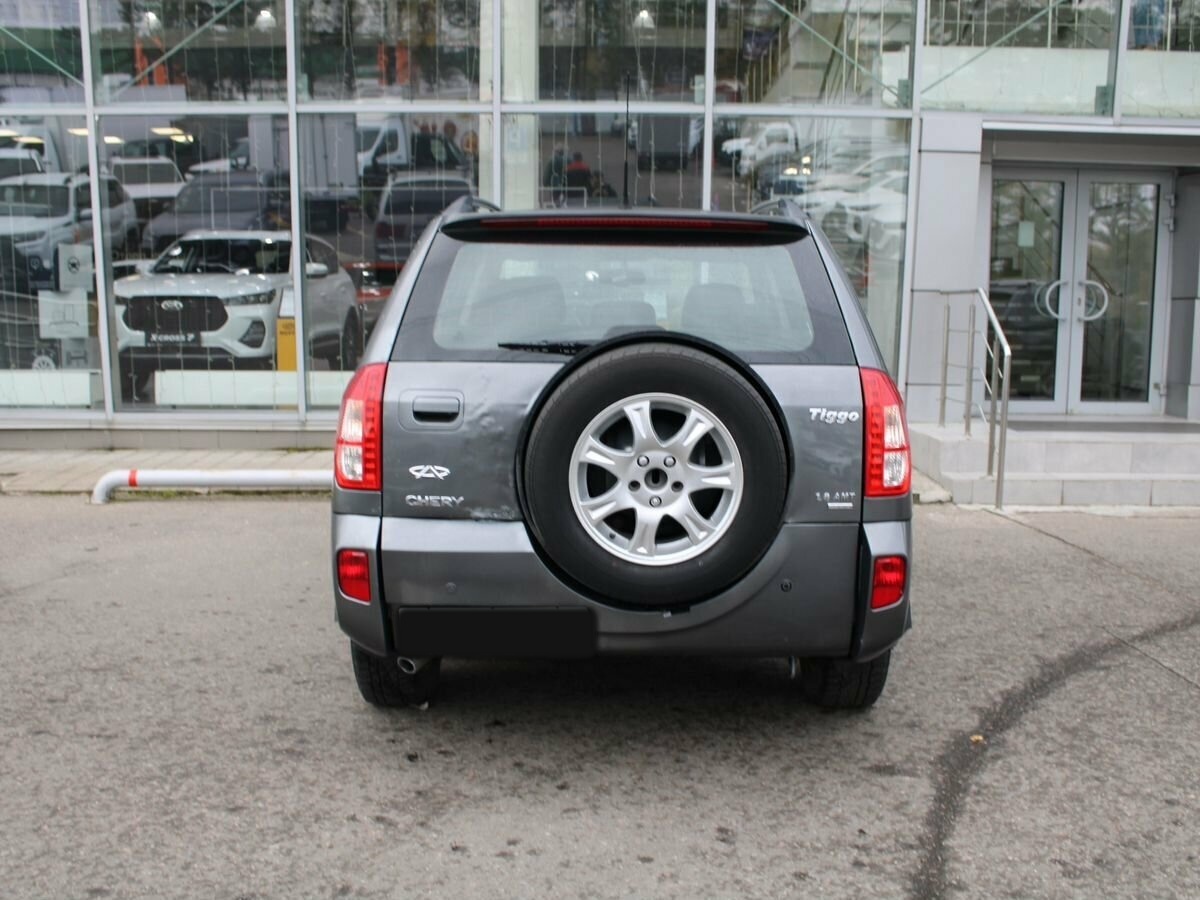 Chery Tiggo (T11) с пробегом — 2015 год. Фото: #4
