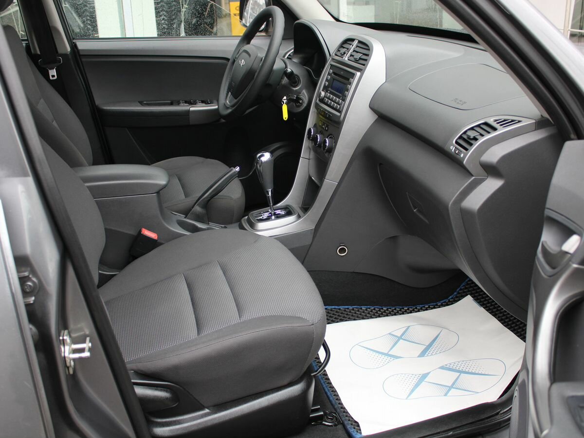 Chery Tiggo (T11) с пробегом — 2015 год. Фото: #17