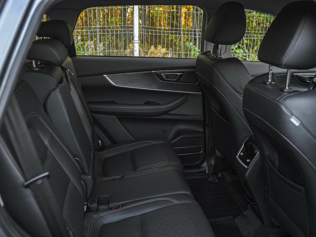 Chery Tiggo 8 с пробегом — 2020 год. Фото: #12