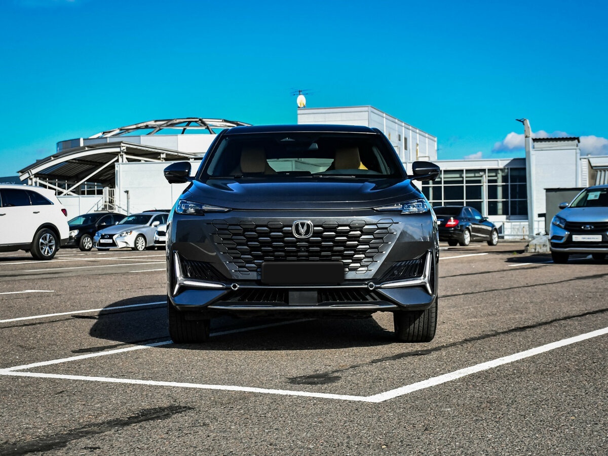 Changan UNI-K с пробегом — 2024 год. Фото: #1