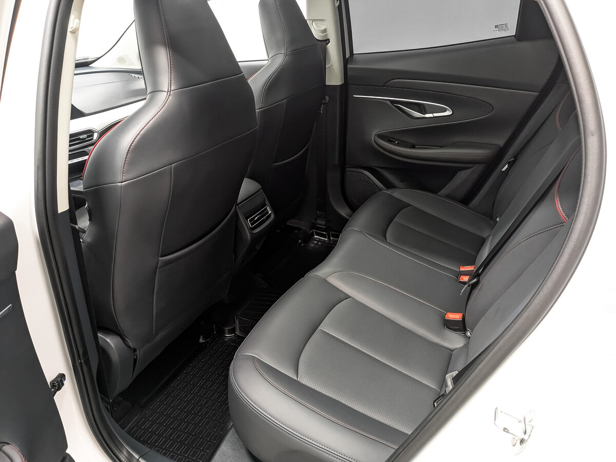 Changan UNI-T с пробегом — 2024 год. Фото: #15