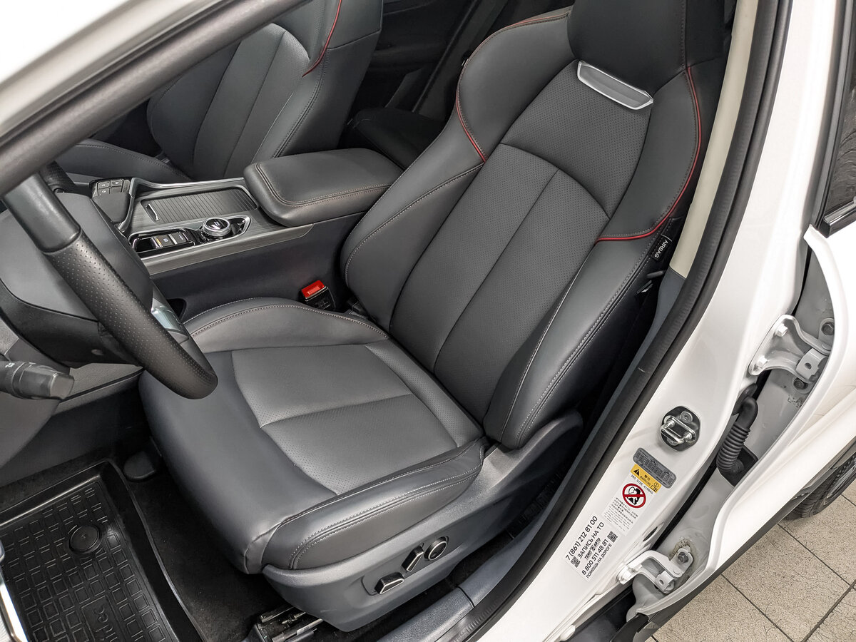 Changan UNI-T с пробегом — 2024 год. Фото: #17