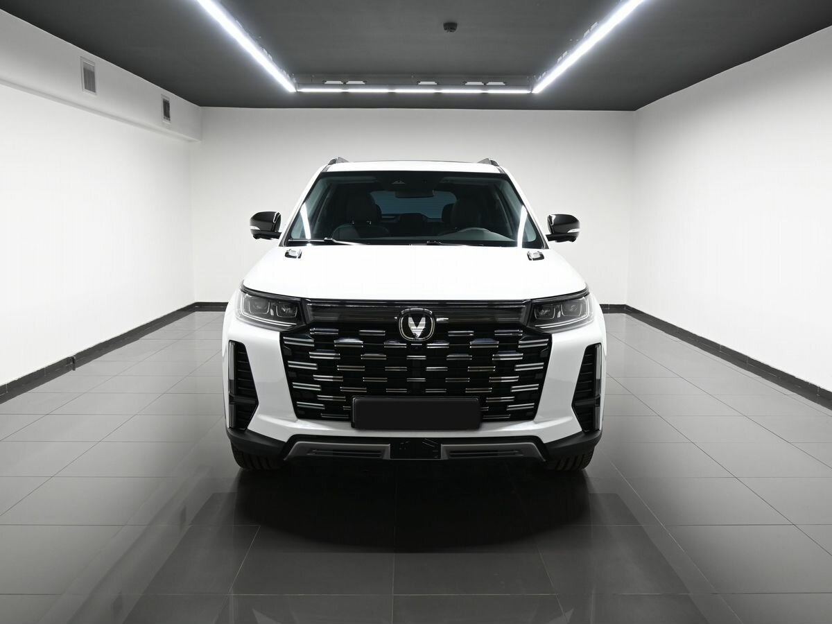 Changan CS95 с пробегом — 2023 год. Фото: #2