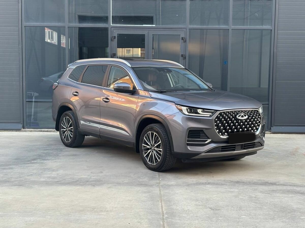 Chery Tiggo 8 Pro e+ с пробегом — 2023 год. Фото: #2