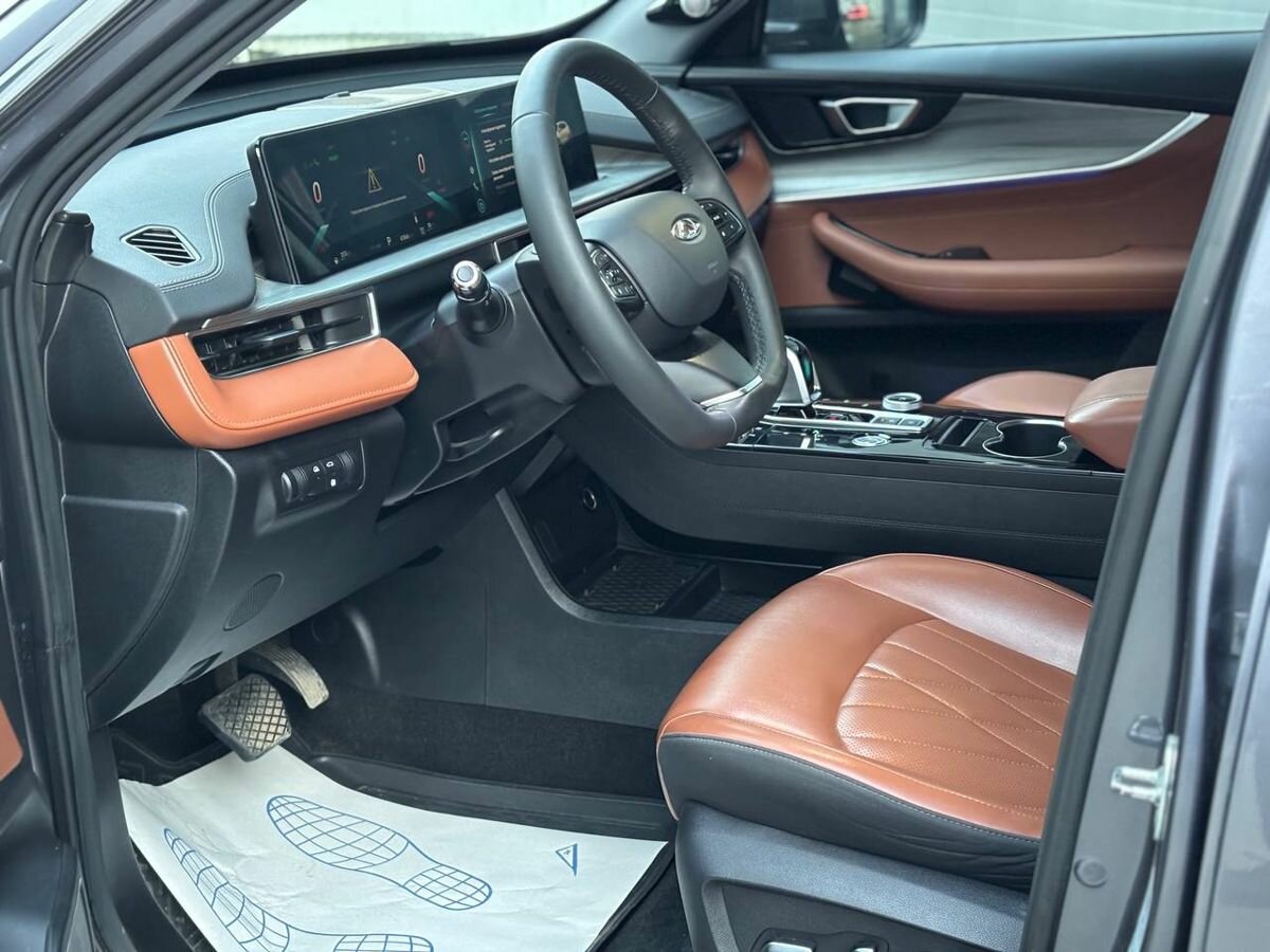 Chery Tiggo 8 Pro e+ с пробегом — 2023 год. Фото: #11