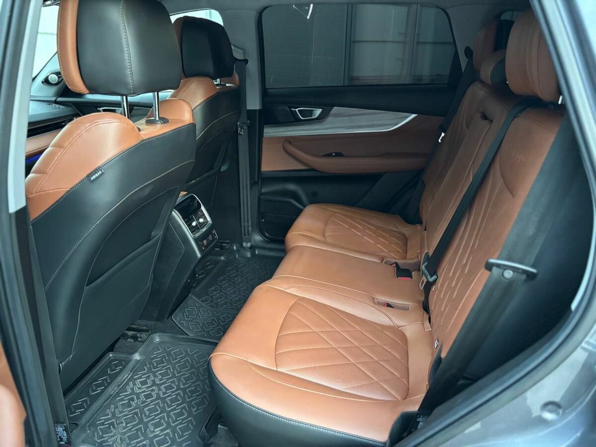 Chery Tiggo 8 Pro e+ с пробегом — 2023 год. Фото: #21